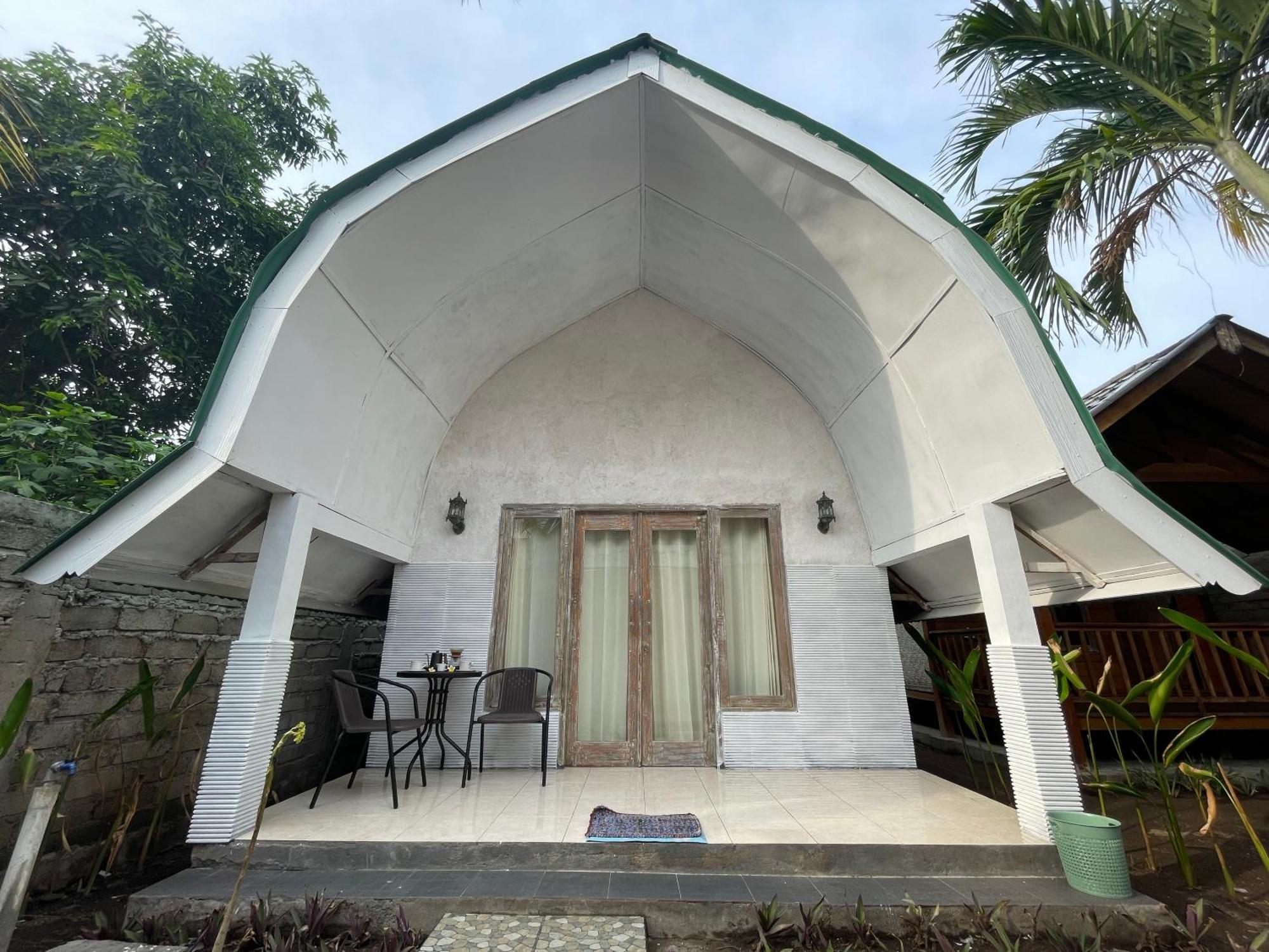 Rumah Tiga Gili กิลิไอร์ ภายนอก รูปภาพ